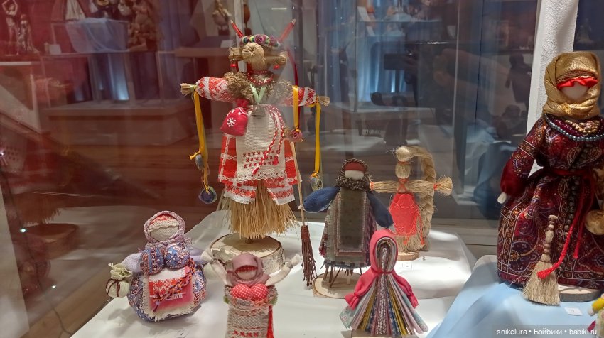 Я поведу тебя в музей! Выставка авторских кукол - часть 1