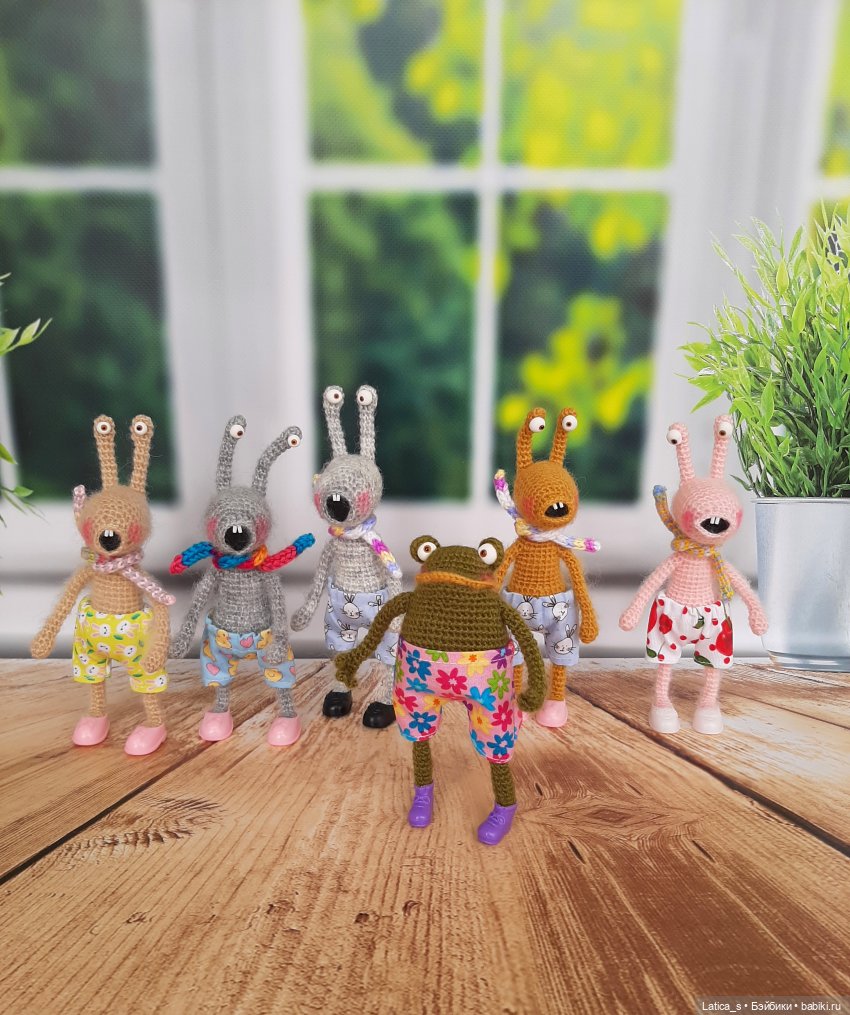 Кролики превращаются в — Вязаные игрушки и амигуруми: крючком (фото 7)
