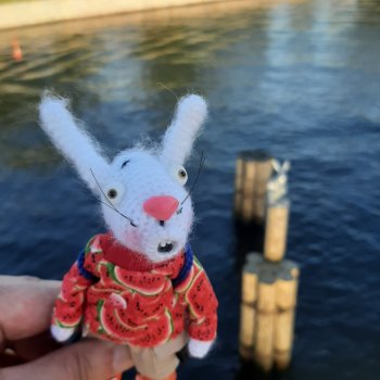 Авторские игрушки Ветерок и его друзья на заячьем острове