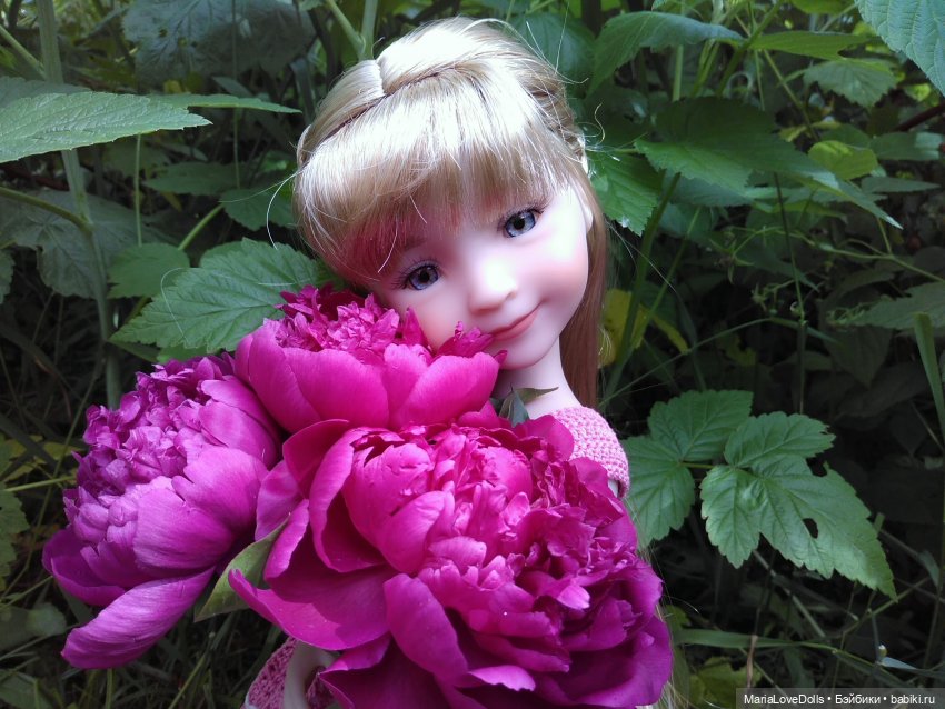 Лиззи и цветы — Куклы Dianna Effner (Эффнер) из винила: Little Darling