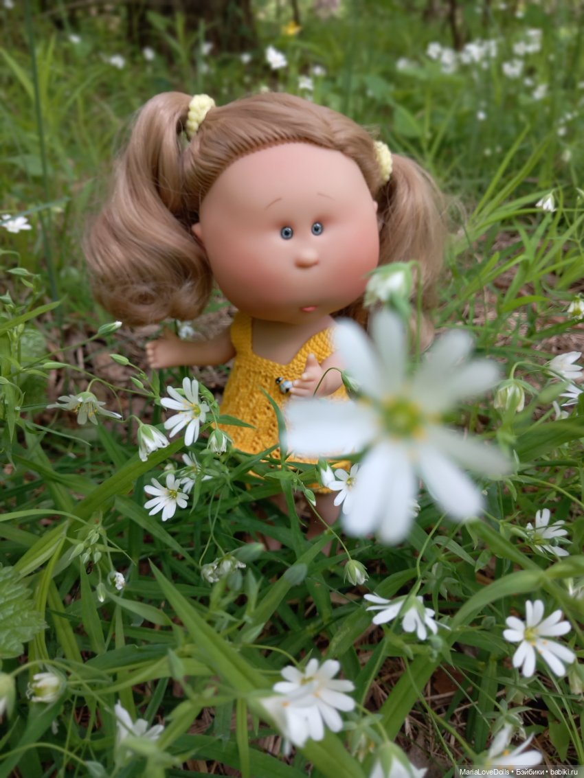 Маленькая модница — Куклы Nines d'Onil (Нинес): Миа (Mia) (фото 3)