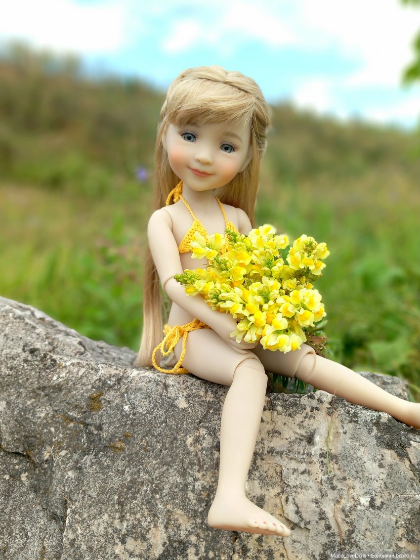 В окружении — Куклы Ruby Red (Руби Ред) Fashion Friends: Siblies