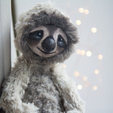 Лэн и странное существо