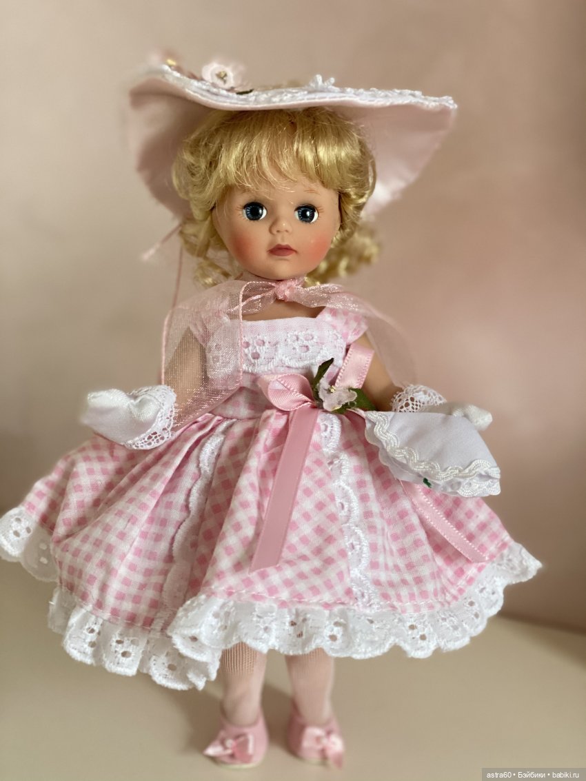 Очаровательная неделька от Susan Wakeen