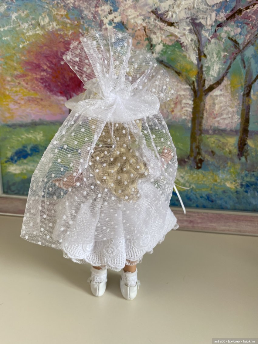 Очаровательная неделька от Susan Wakeen