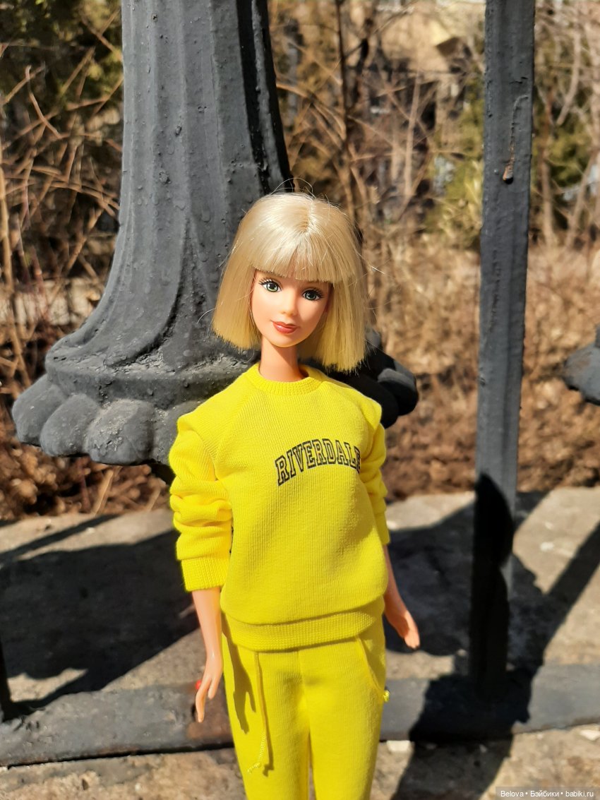 Весенняя прогулка | Бэйбики Весенняя прогулка — Куклы Barbie (Барби): Looks (фото 6)