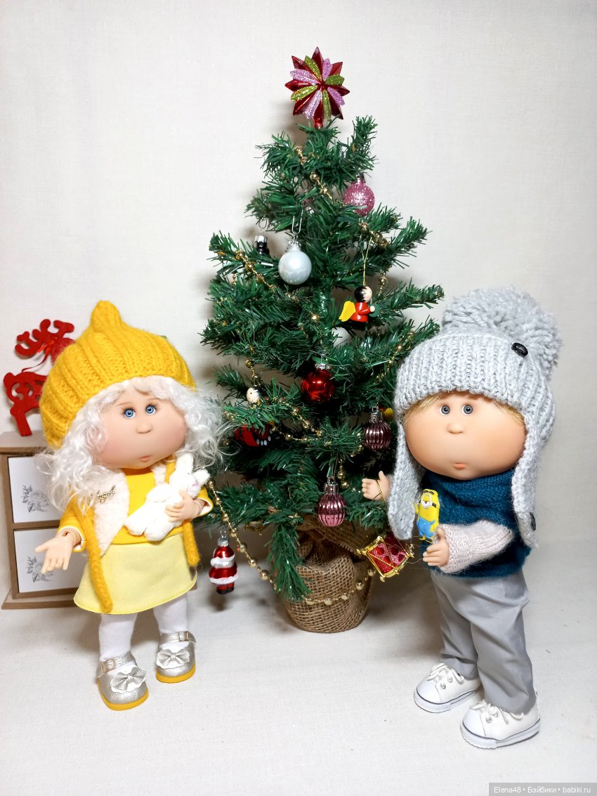 Новый год к нам мчится — Куклы Nines d'Onil (Нинес): Миа (Mia) (фото 2)