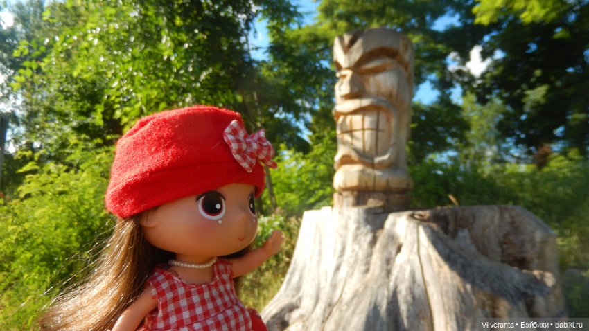 Ирэн и деревянные статуи. Прогулка (фото 7)