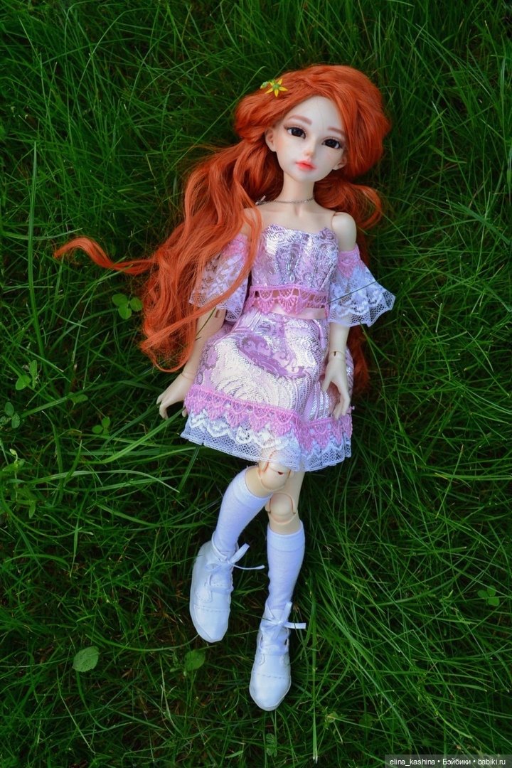 Minifee Lishe на прогулке (фото 4)