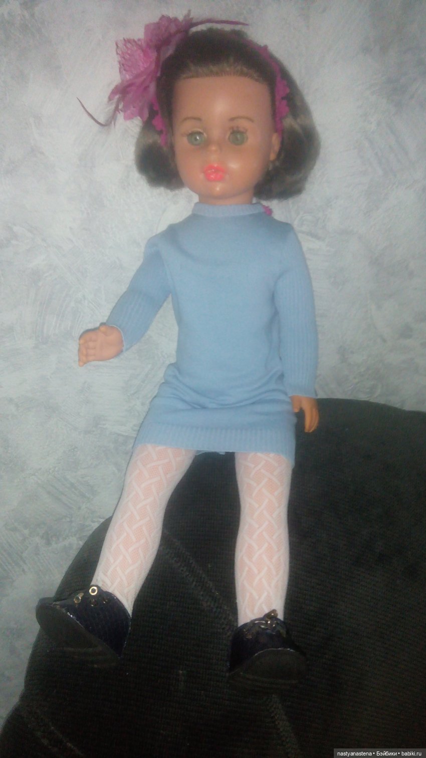 Нашла фото посветлее