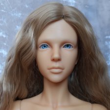 Iplehouse Eva на теле EID