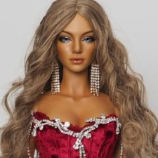 Голова SartoriaJ Sienna