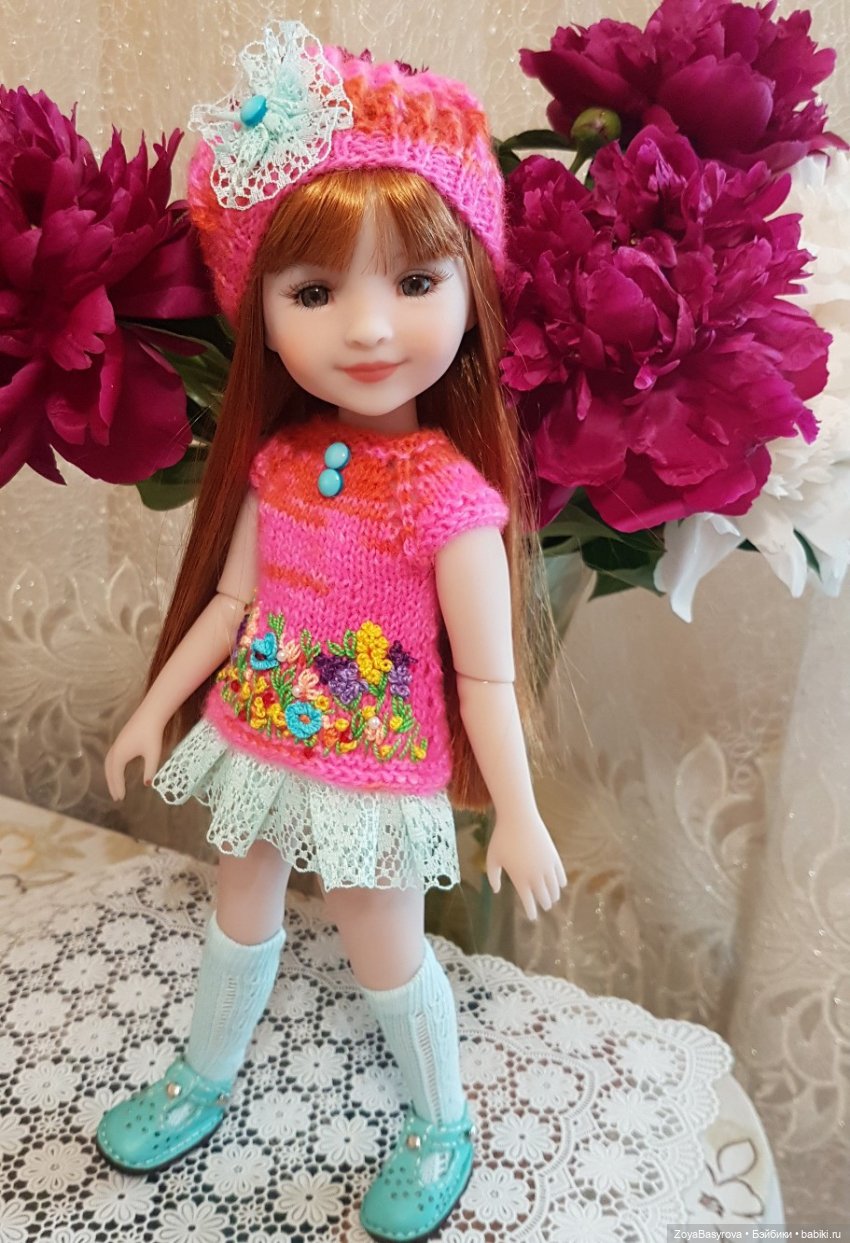 Пионовые куколки — Куклы Ruby Red (Руби Ред) Fashion Friends: Siblies