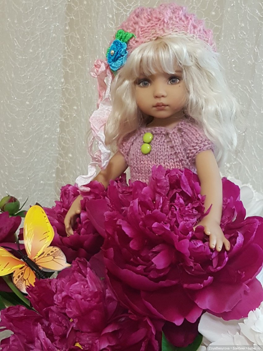 Пионовые куколки — Куклы Ruby Red (Руби Ред) Fashion Friends: Siblies (фото 3)