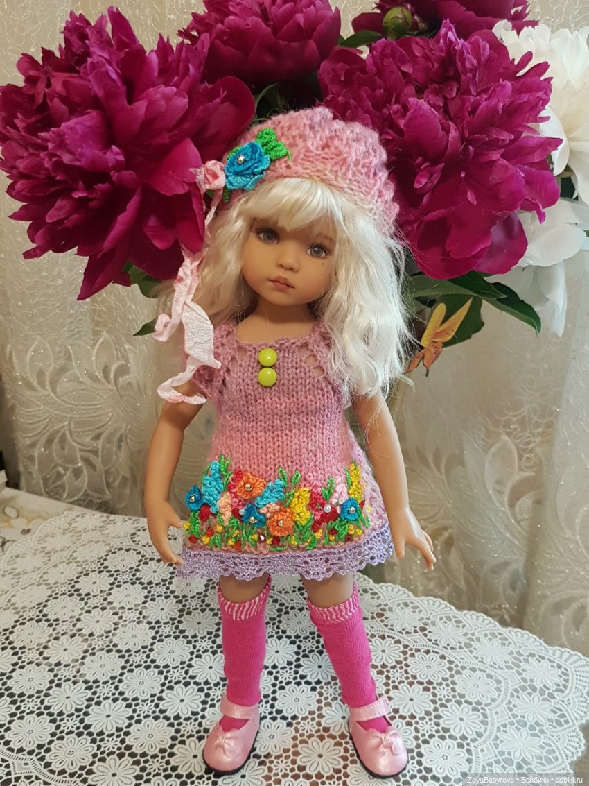 Пионовые куколки — Куклы Ruby Red (Руби Ред) Fashion Friends: Siblies (фото 9)