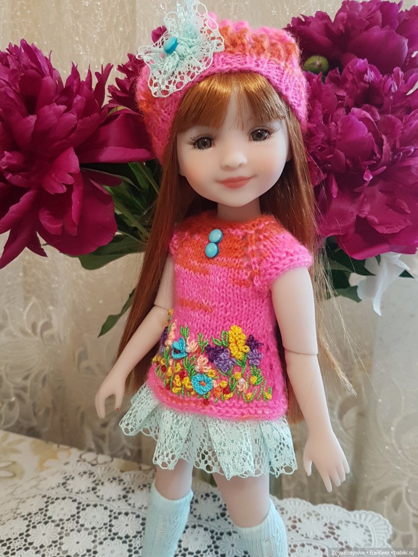 Пионовые куколки — Куклы Ruby Red (Руби Ред) Fashion Friends: Siblies
