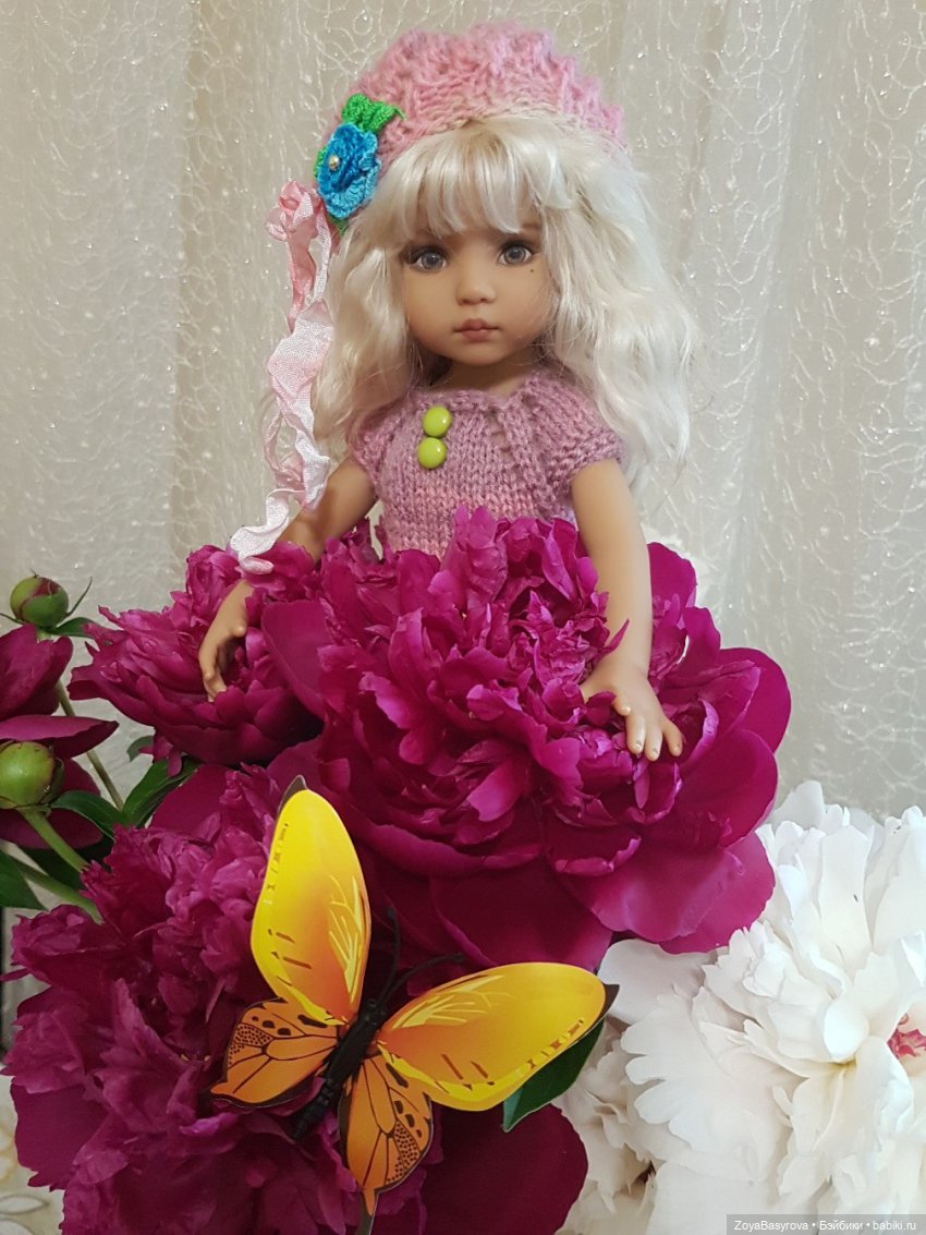 Пионовые куколки — Куклы Ruby Red (Руби Ред) Fashion Friends: Siblies (фото 6)