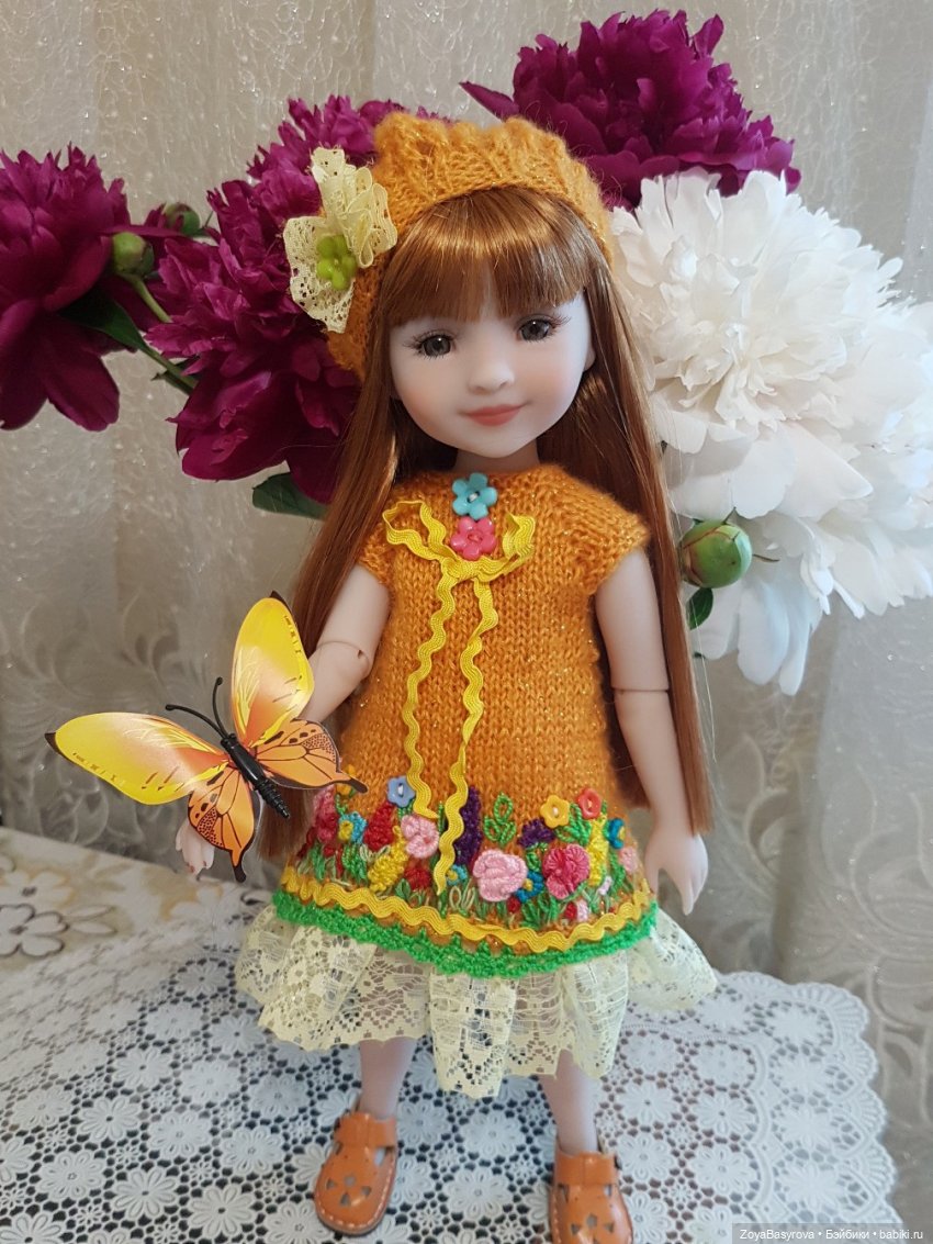 Пионовые куколки — Куклы Ruby Red (Руби Ред) Fashion Friends: Siblies