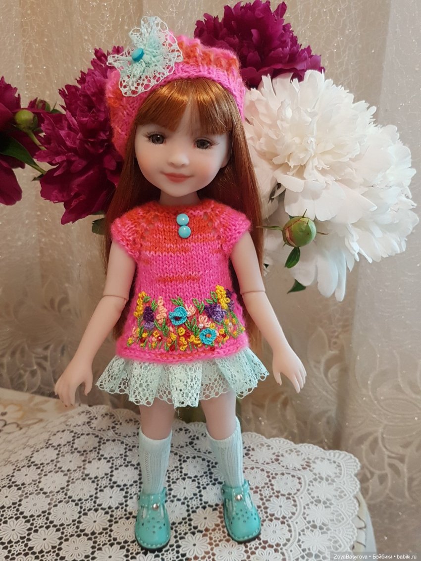 Пионовые куколки — Куклы Ruby Red (Руби Ред) Fashion Friends: Siblies