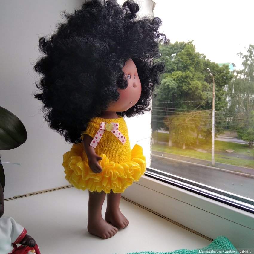 А ВОТ И МЫ — Куклы Nines d'Onil (Нинес): Миа (Mia) (фото 5)