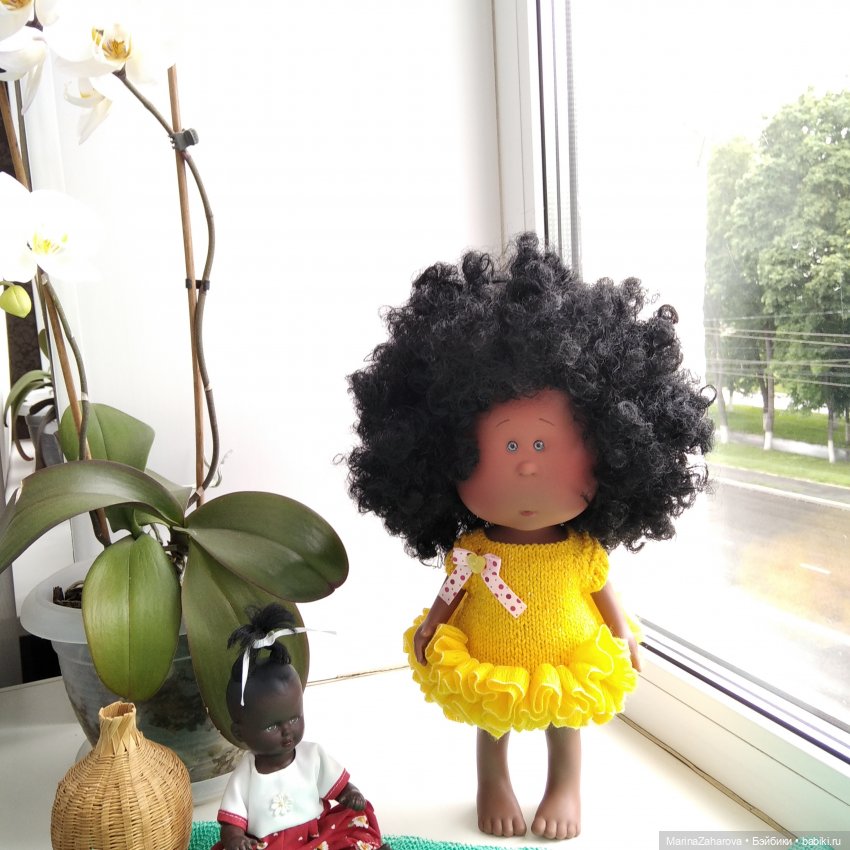 А ВОТ И МЫ — Куклы Nines d'Onil (Нинес): Миа (Mia) (фото 7)