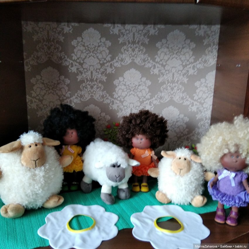 Кто на свете всех кудрявей, всех кудрявей, кучерявей