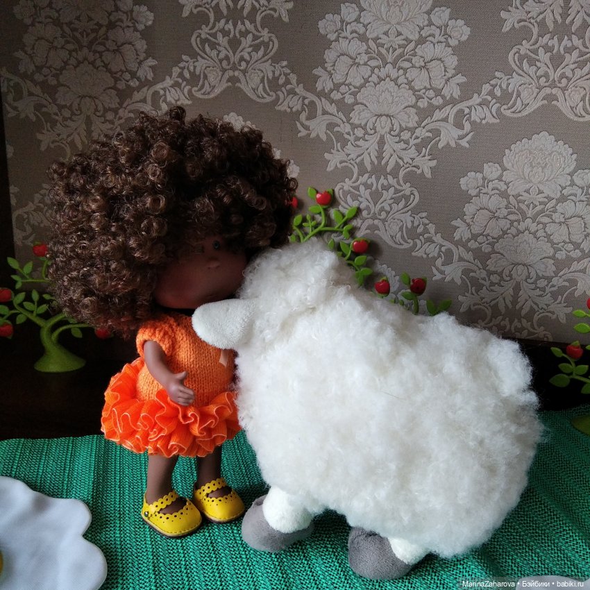 Кто на свете всех кудрявей, всех кудрявей, кучерявей