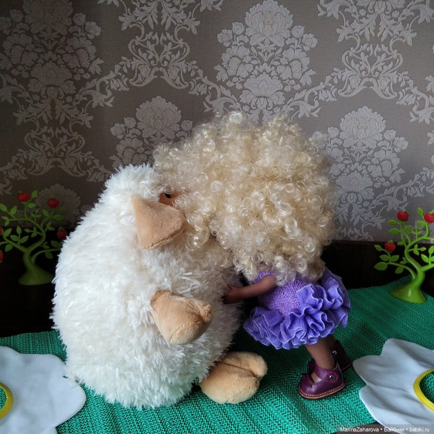 Кто на свете всех кудрявей, всех кудрявей, кучерявей