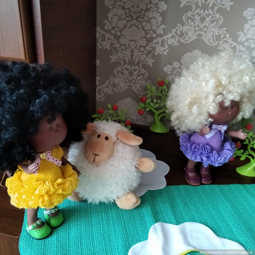 Кто на свете всех кудрявей, всех кудрявей, кучерявей