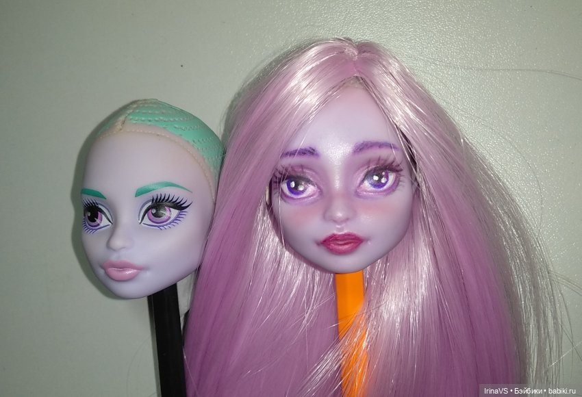 Две головушки рядом. Плюс паричок