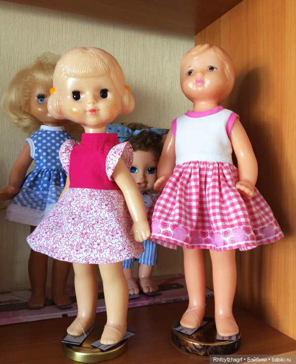 Как повысить устойчивость кукол на полке (фото 10)