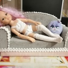 Диванчик для Аяме