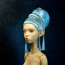 Ювелирный парик Ot Mnogolet . Кокон цвета льда.