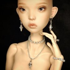 Бижутерия для кукол.