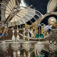 Ювелирные подставочки для сережечек.