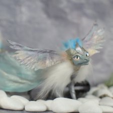 Перламутровый дракон