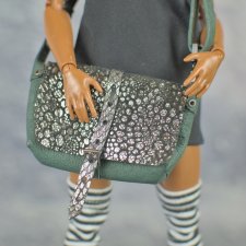 Сумка из натуральной кожи с кармашком