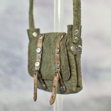 Сумка кожаная цвета хаки