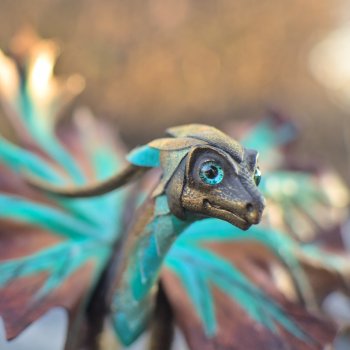 Еще драконы - теперь лиственные