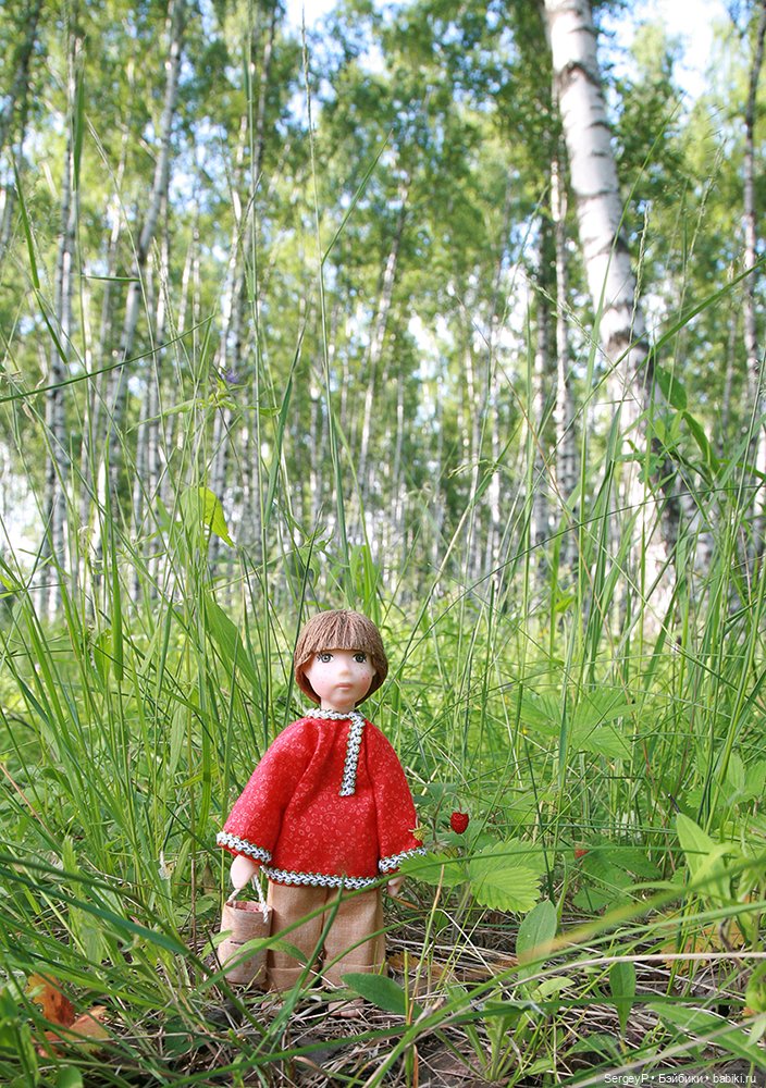 фото 17 см. куклы на фоне природного пейзажа