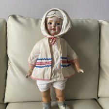 Помогите пожалуйста определить куколку