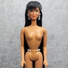 Barbie Sparkle Beach Kira