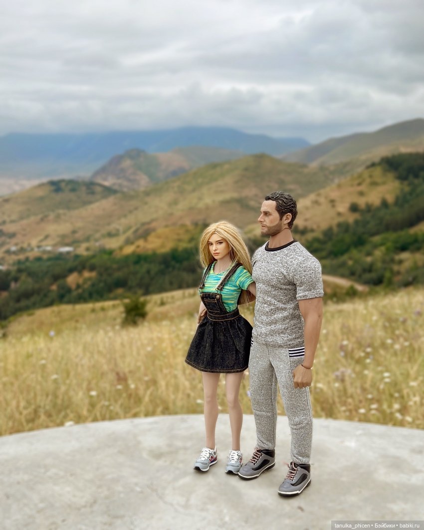 Как мы ГаРика и Нату армянской лепешкой накормили