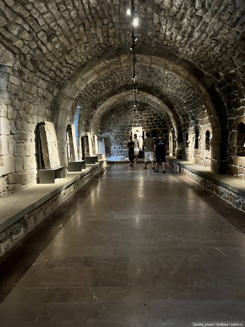 Найдено нечто в Татевском монастыре (фото 6)