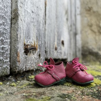 Новая модель кукольной обуви