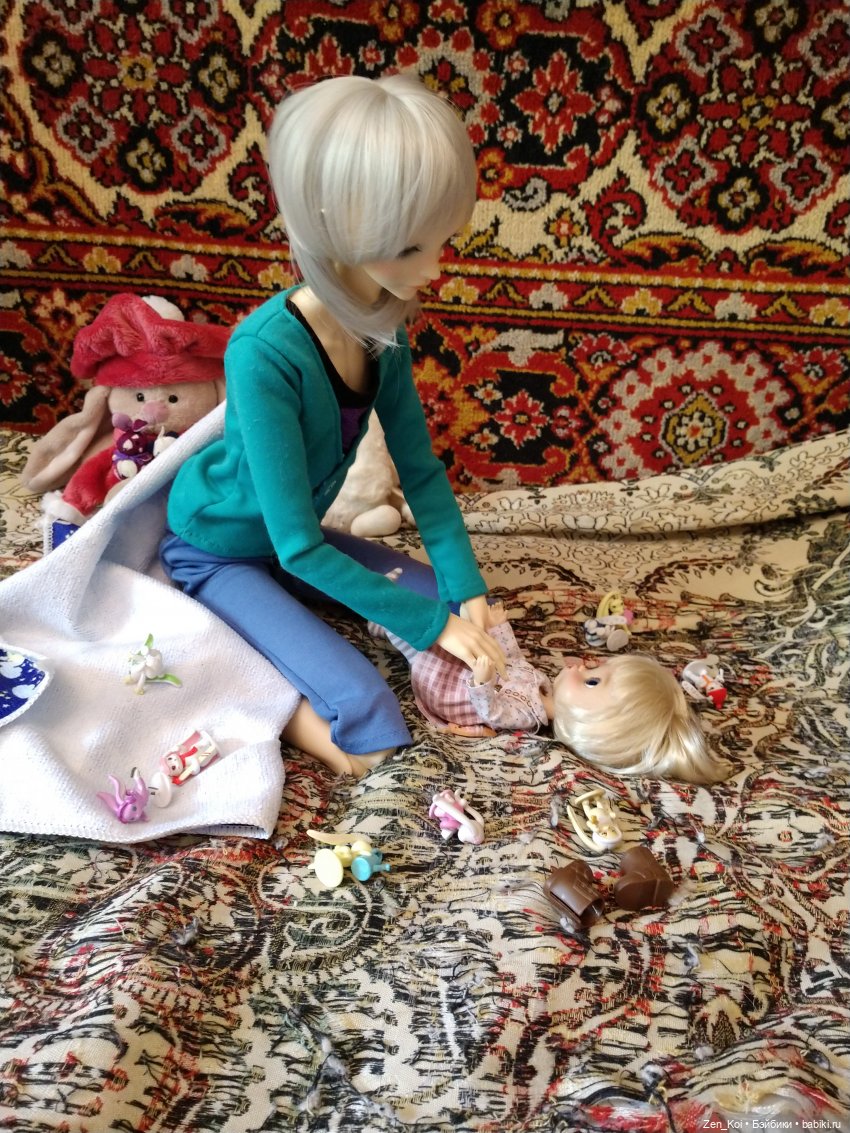 Оставили наедине с маленькой гостьей | Бэйбики Оставили наедине с маленькой гостьей