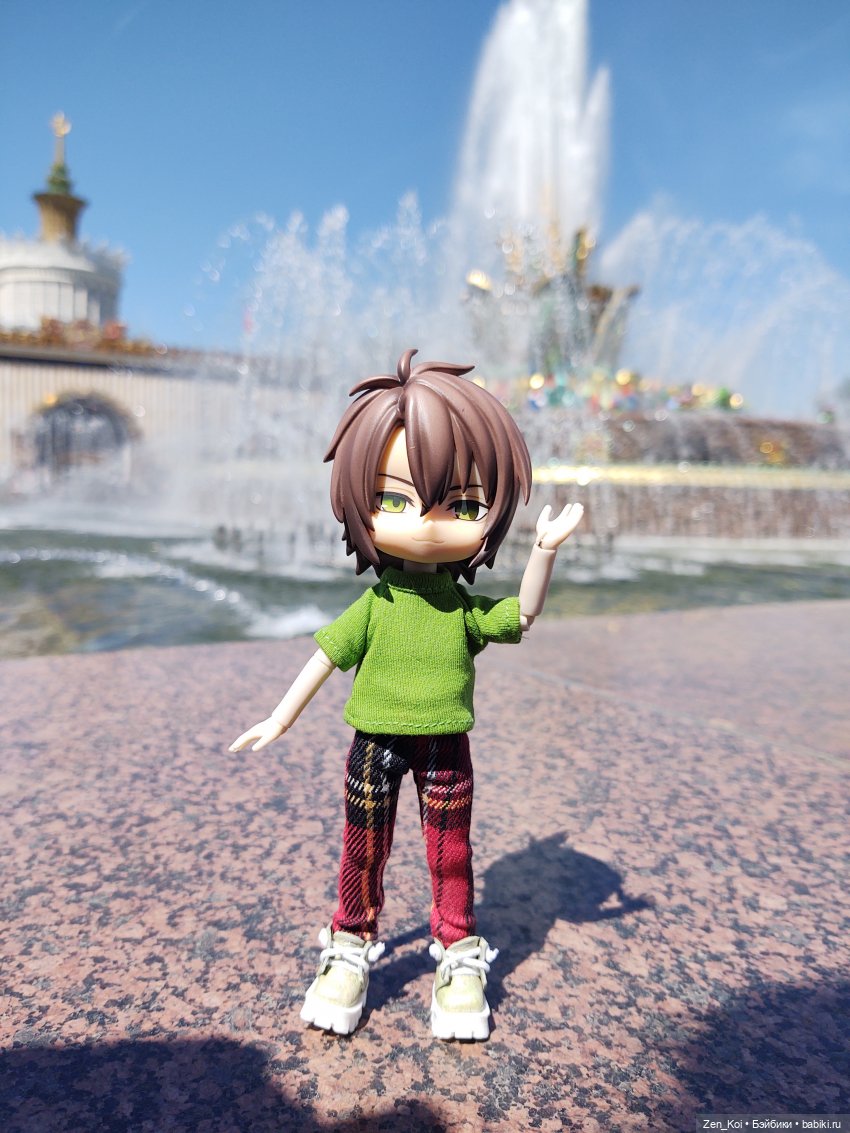 Прогулка на ВДНХ — Куклы Simontoys и Come4Free (Blind Box): Teennar (фото 9)