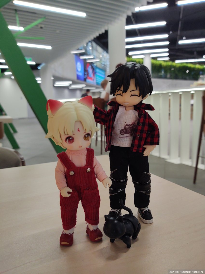 Прогулка на ВДНХ — Куклы Simontoys и Come4Free (Blind Box): Teennar