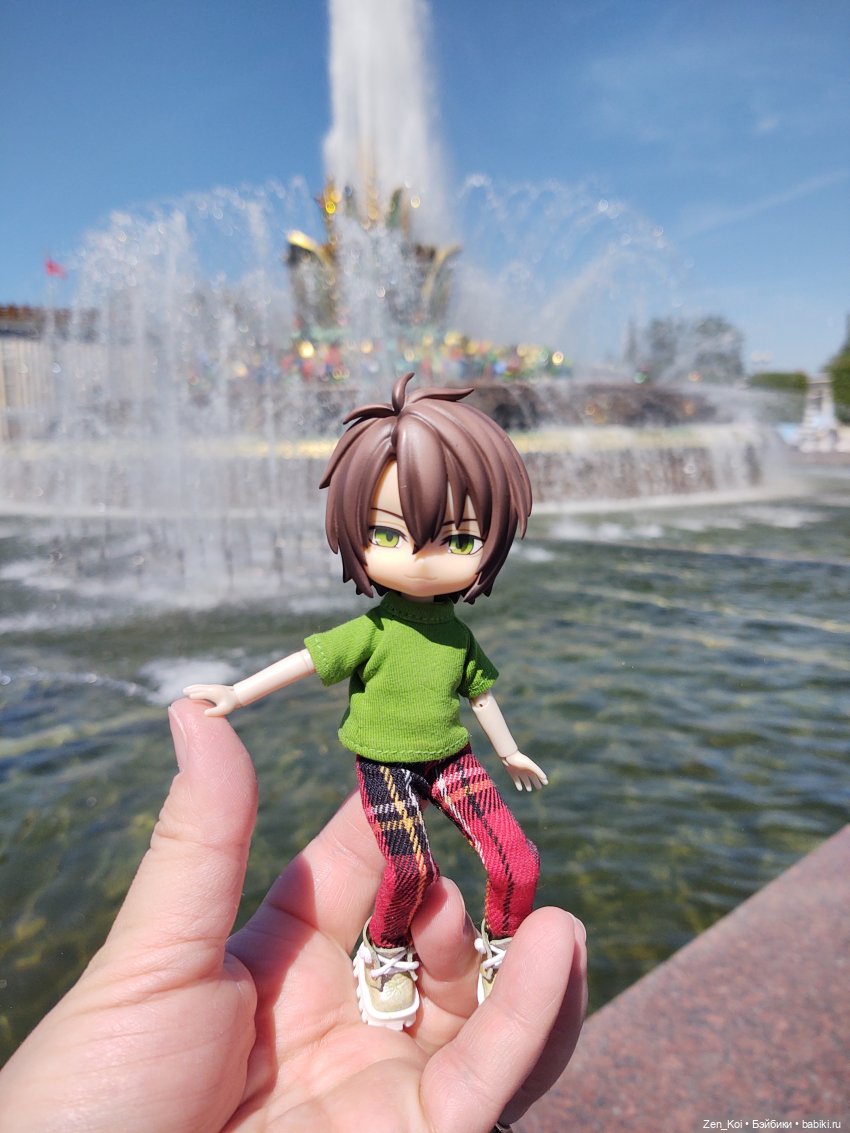 Прогулка на ВДНХ — Куклы Simontoys и Come4Free (Blind Box): Teennar (фото 10)