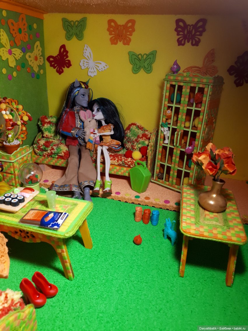 Много цвета в темном царстве